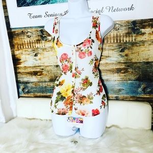 Floral top